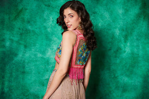 Crop-Jacket with Drape Pants
