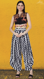 Load image into Gallery viewer, Crop Reindeer Jacket with Pleated Pants - Saaj By Ankita

