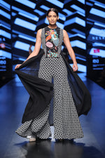 Load image into Gallery viewer, Chevron Printed Flair Pants - Saaj By Ankita
