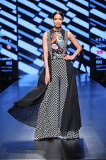 Load image into Gallery viewer, Chevron Printed Flair Pants - Saaj By Ankita

