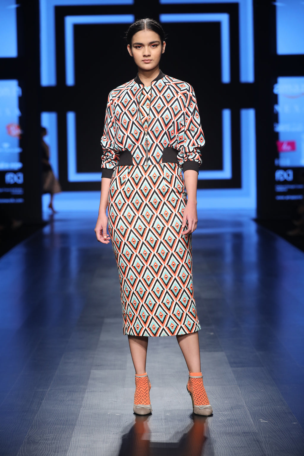 Handwoven Cotton in Geometric Pattern Calf-Length Sheath Dress - Saaj By Ankita